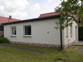 Fabian Comfortable holiday residence in Wieck Am Darß